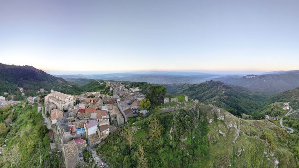 TORRE DI RUGGIERO